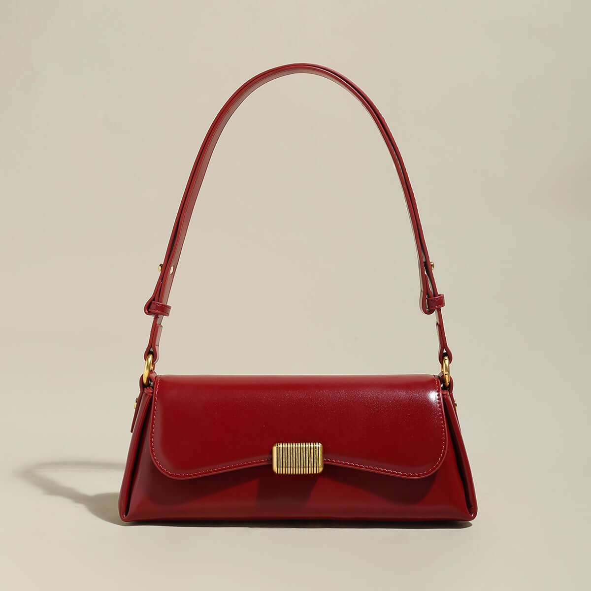Snappy Flap Clutch Bag – Chic & Versatile