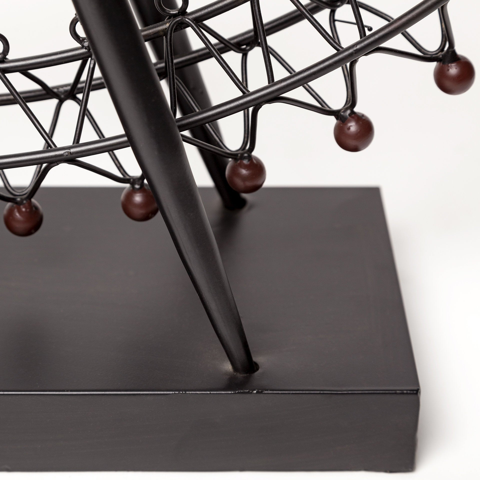 Modern Black Metal Tabletop Sculpture – 27-Inch Accent Piece