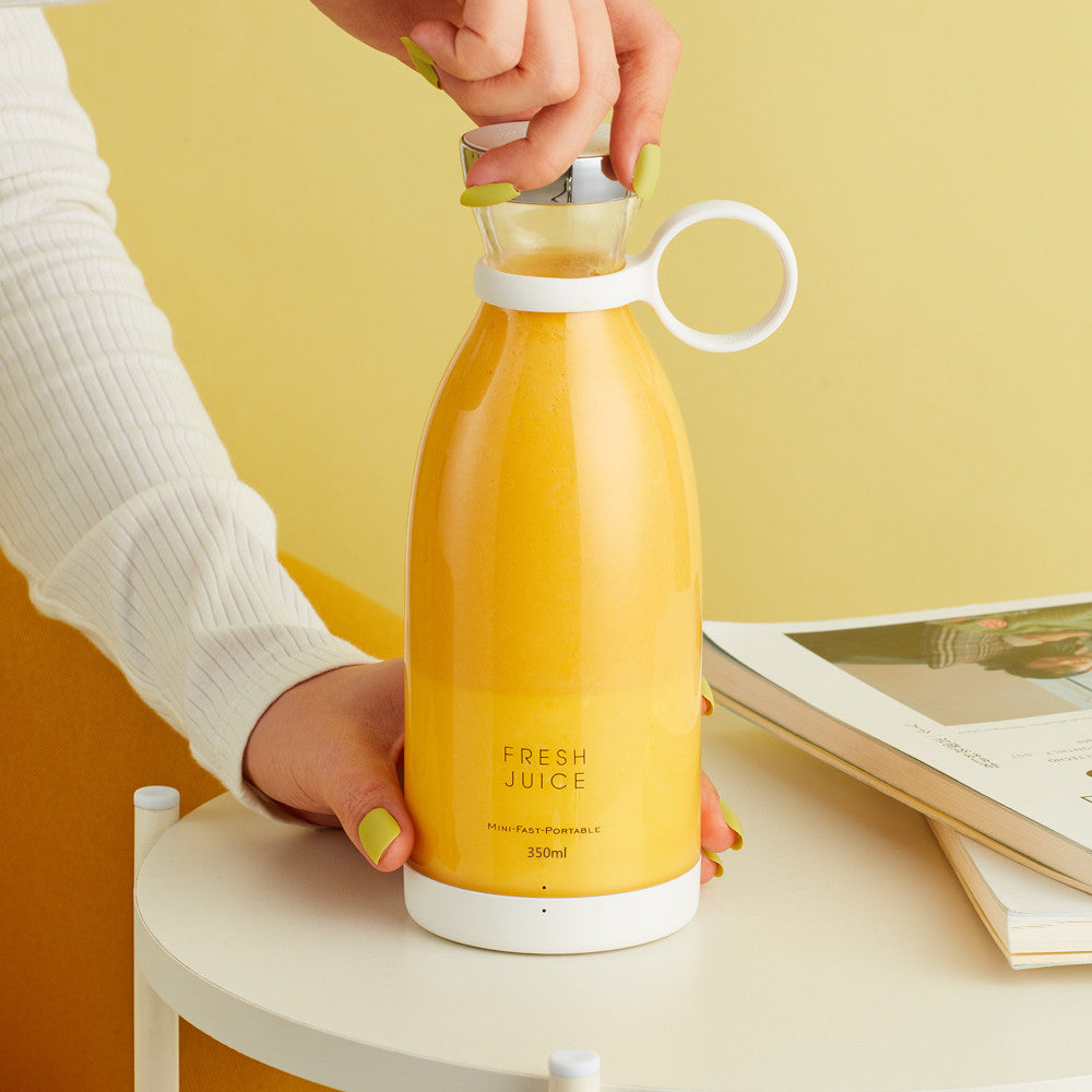 Household Portable Rechargeable Mini Electric Juicer