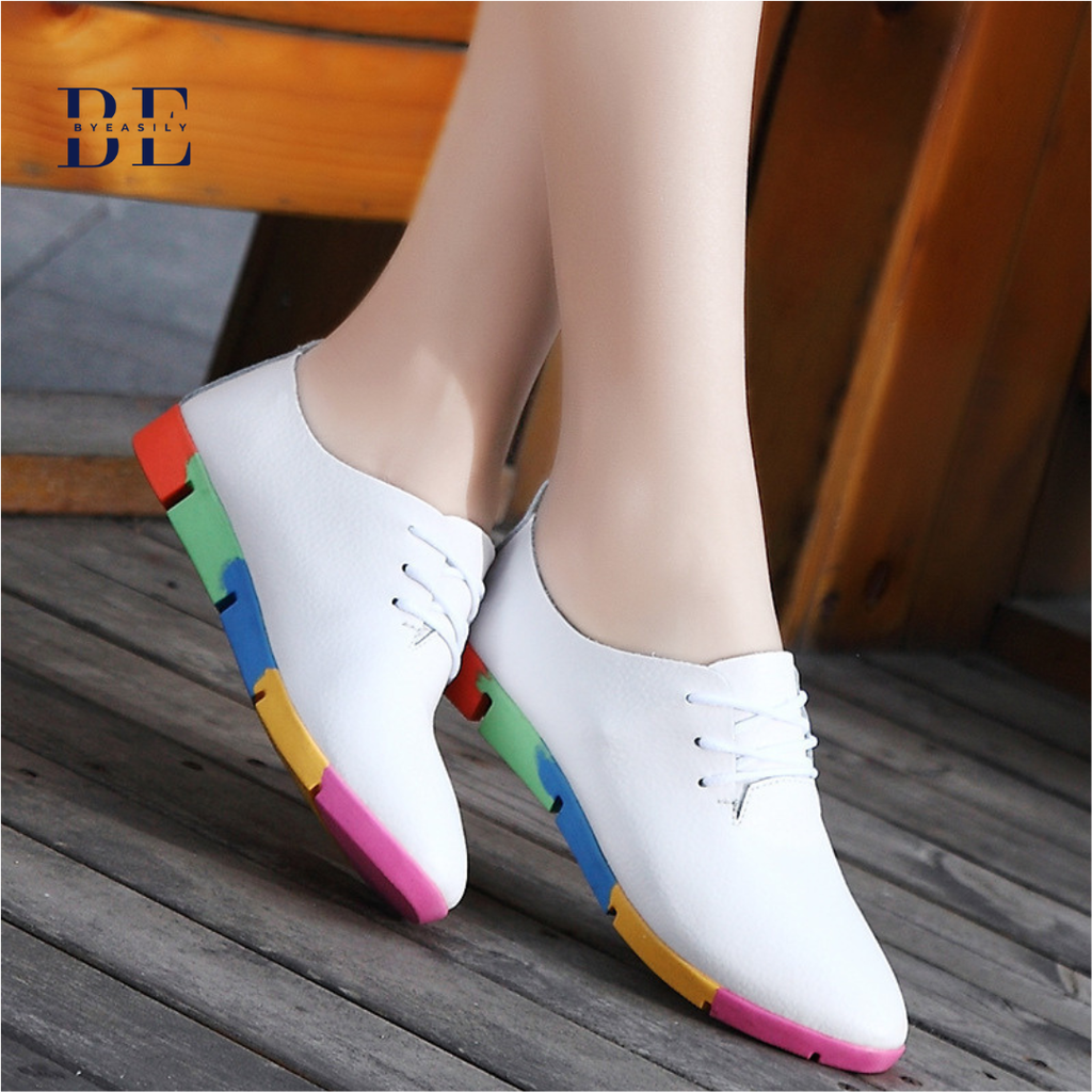 Women’s Pointed Toe Leather Flats