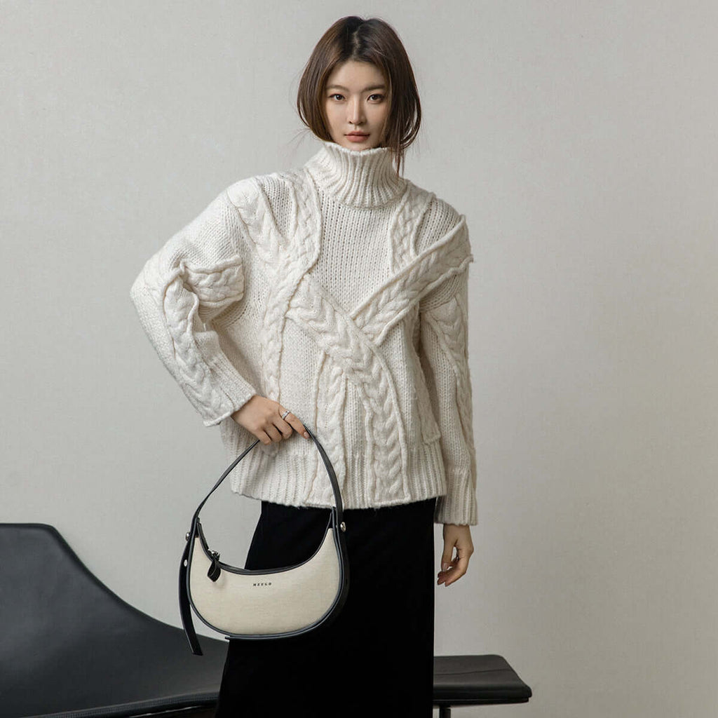 Black & White Crescent Bag – A Modern Vintage Statement