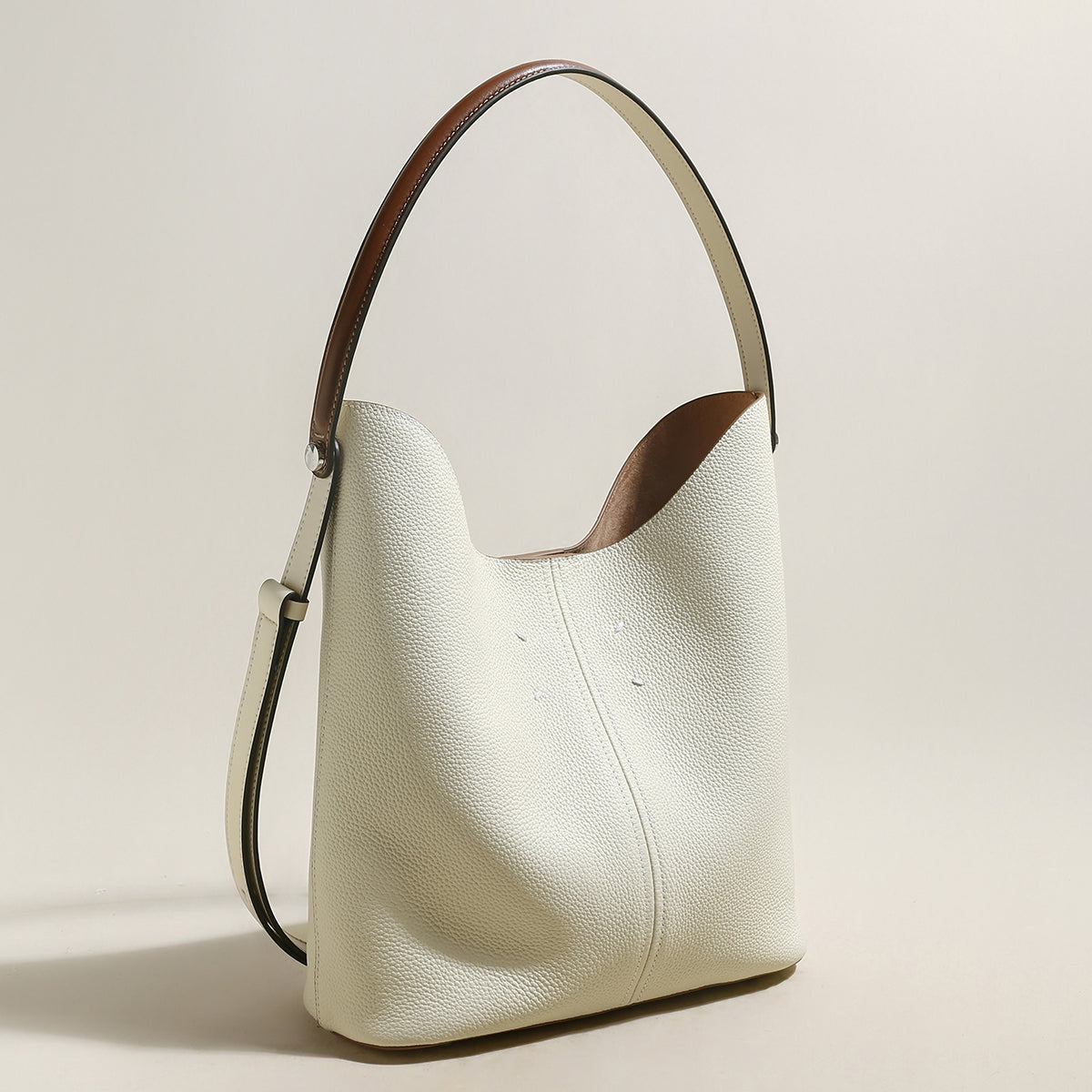 Minimalistic Spring Hobo Bucket Bag – CILELA